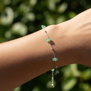 "Chic & Stylish Bracelet – A Thoughtful Gift for Women and Girls, DYC1737